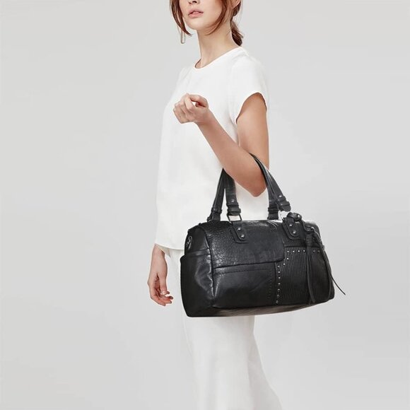 Elegant Women's Vegan Leather Barrel Bag - Versatile Hobo Tote with Tassels - Picture 2 of 6